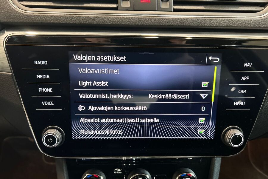 Skoda Superb vaihtoauto