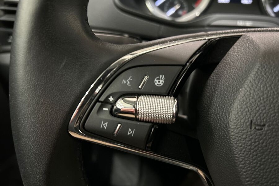 Skoda Karoq vaihtoauto