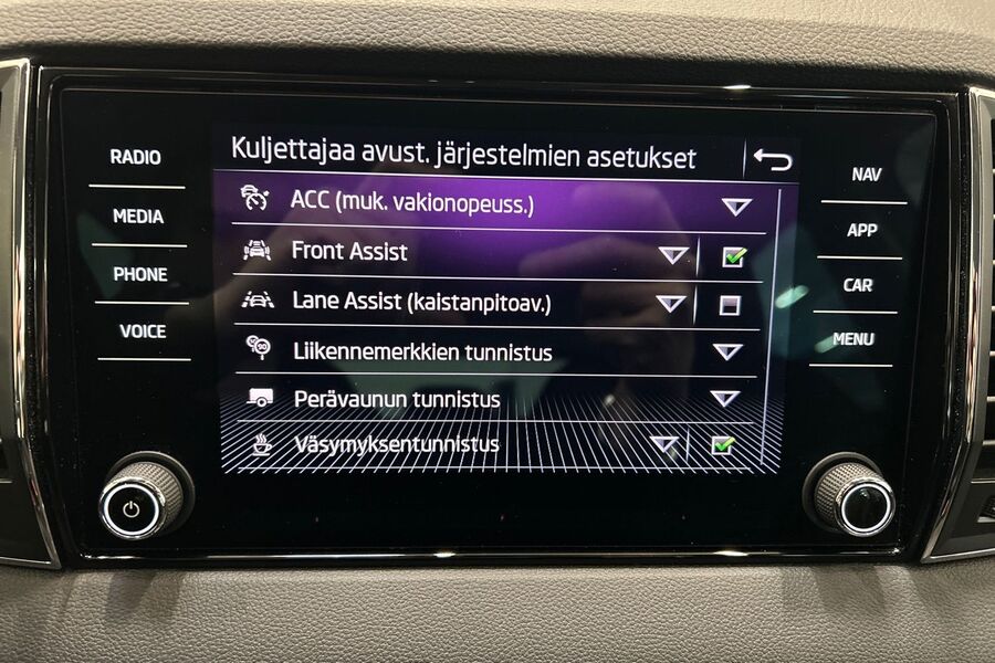 Skoda Karoq vaihtoauto