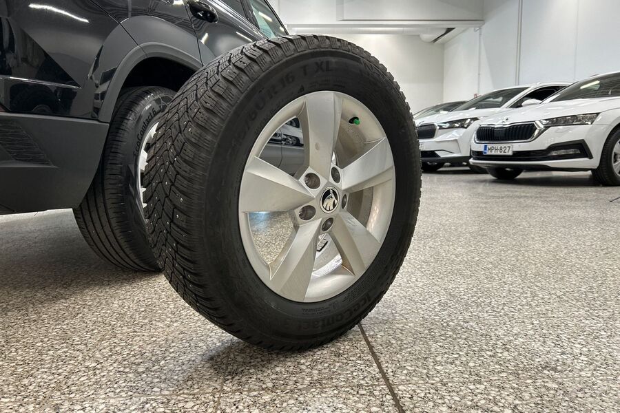 Skoda Karoq vaihtoauto