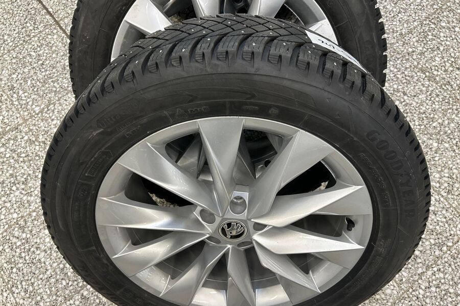 Skoda Enyaq vaihtoauto