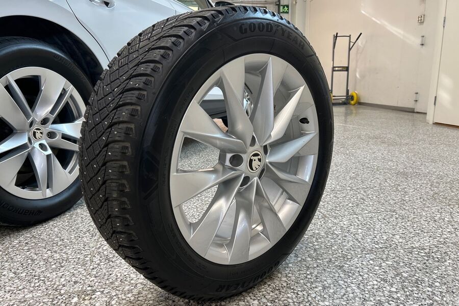 Skoda Enyaq vaihtoauto