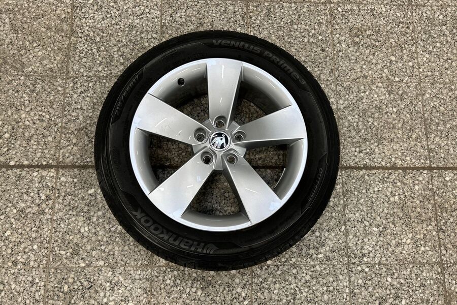 Skoda Karoq vaihtoauto