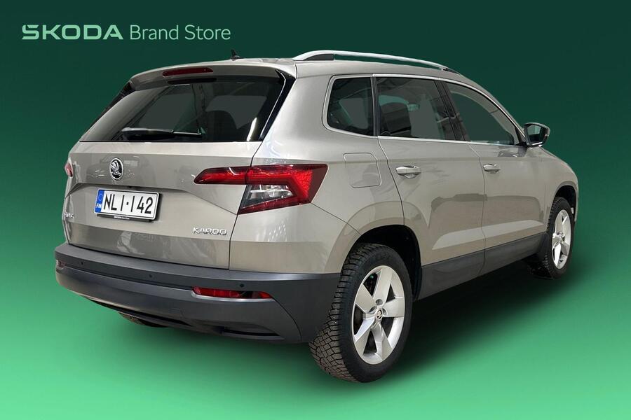 Skoda Karoq vaihtoauto
