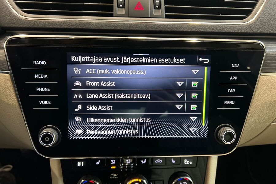 Skoda Superb vaihtoauto