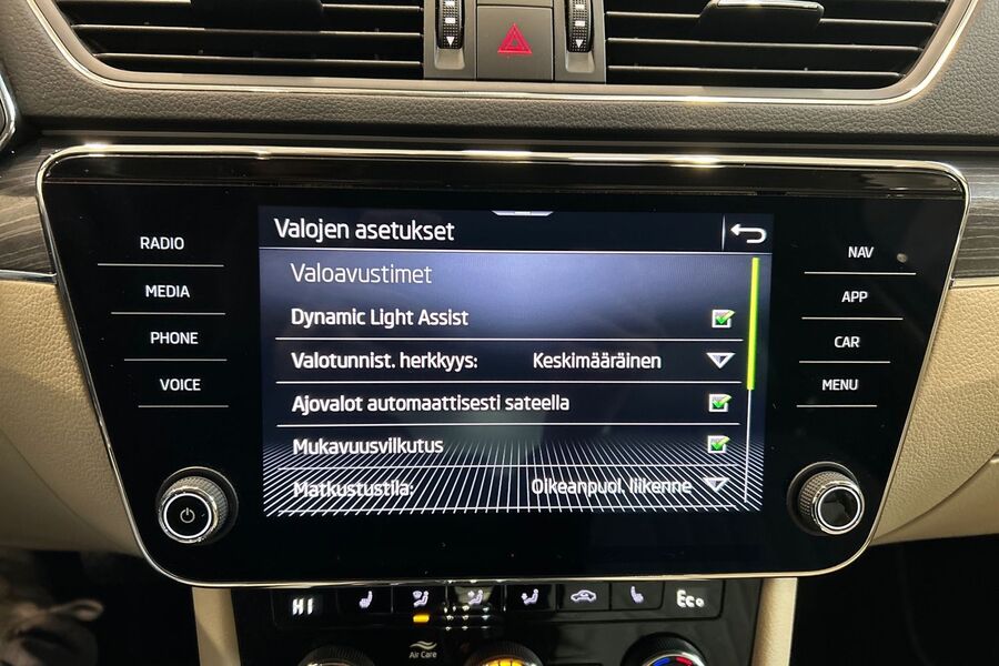 Skoda Superb vaihtoauto