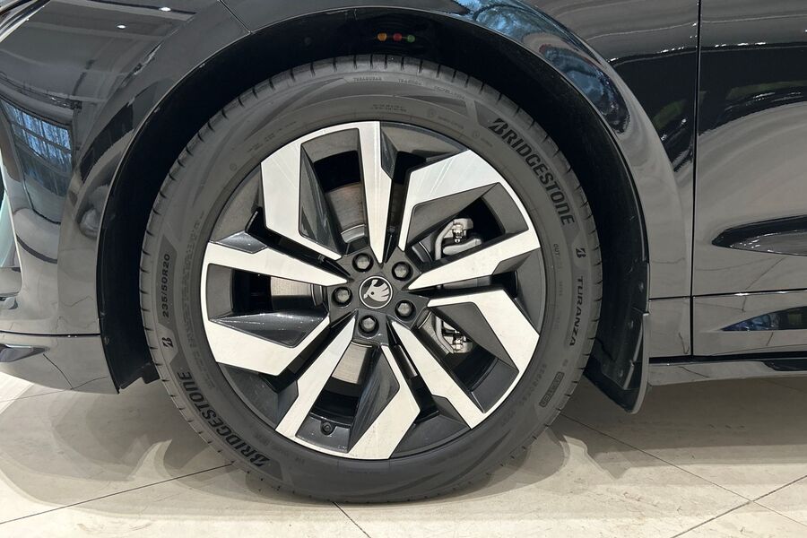 Skoda Enyaq vaihtoauto