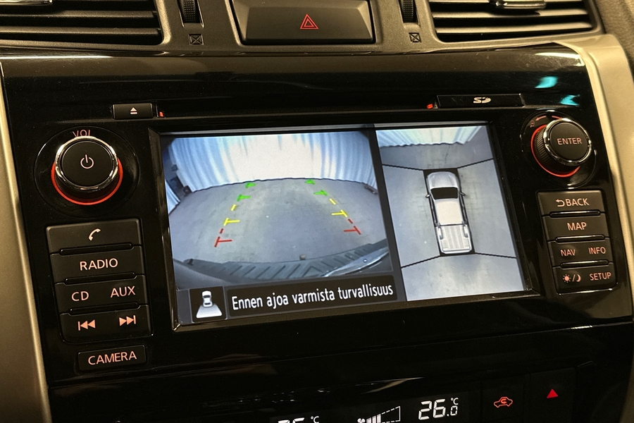 Nissan Navara vaihtoauto