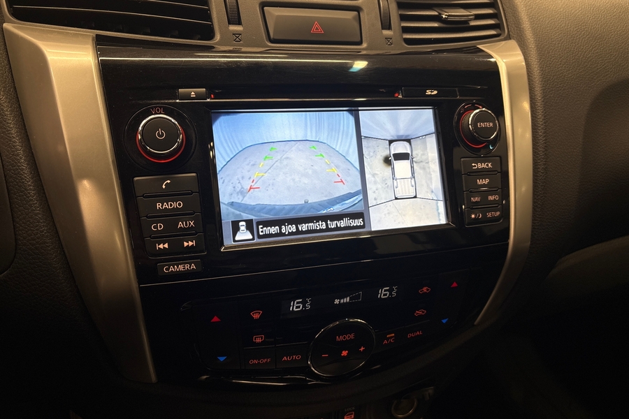 Nissan Navara vaihtoauto