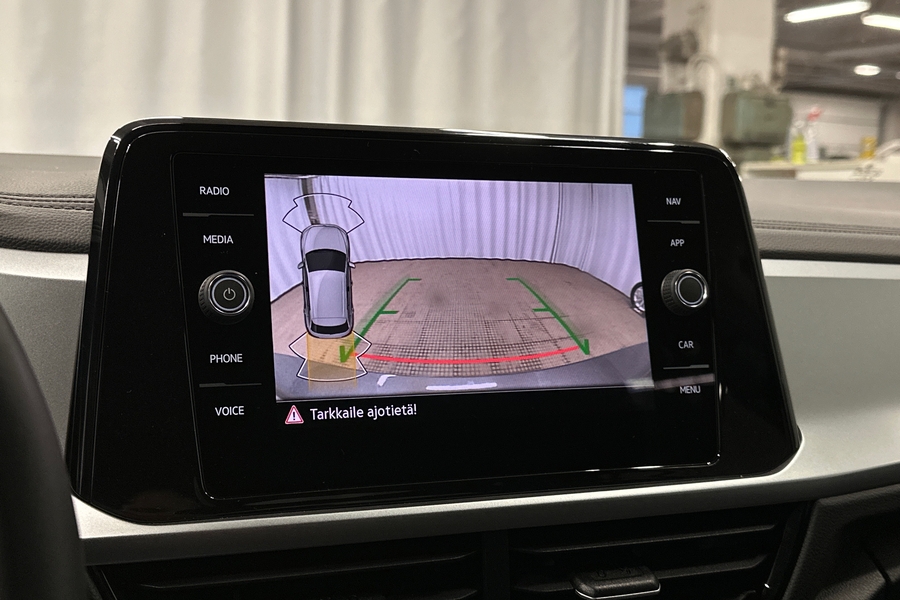 Volkswagen T-Roc vaihtoauto