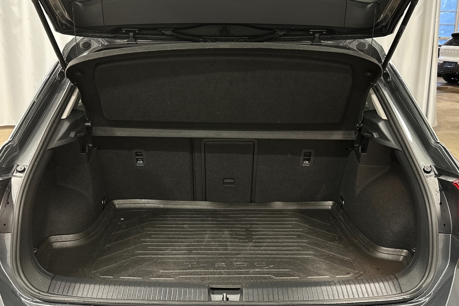 Volkswagen T-Roc vaihtoauto