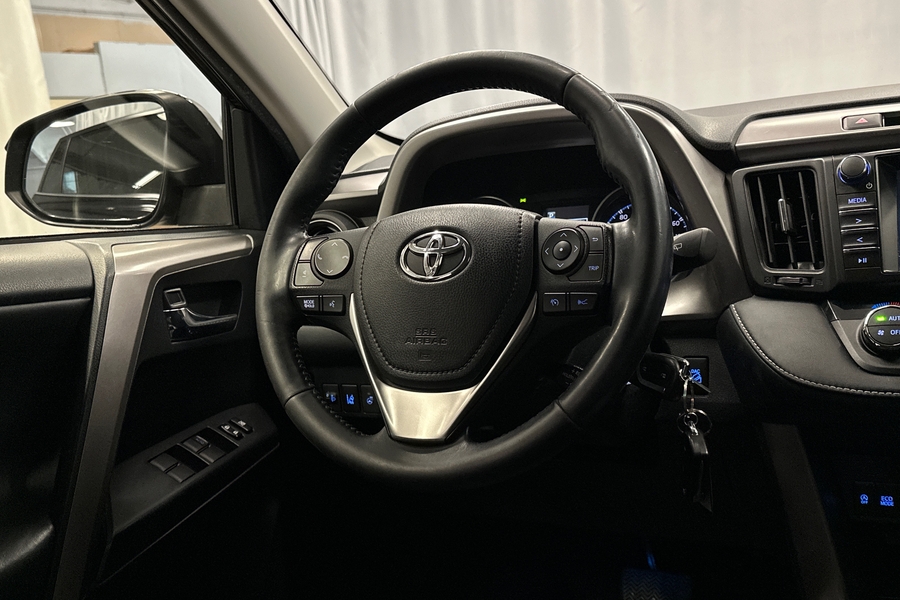 Toyota RAV4 vaihtoauto