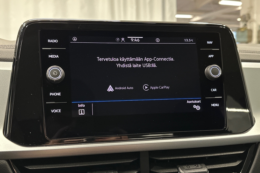 Volkswagen T-Roc vaihtoauto