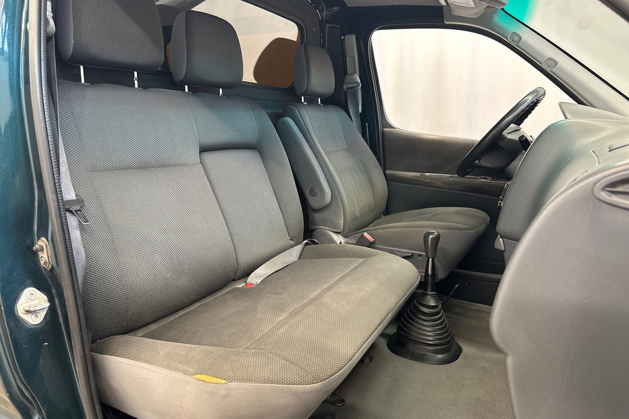 Toyota Hiace vaihtoauto