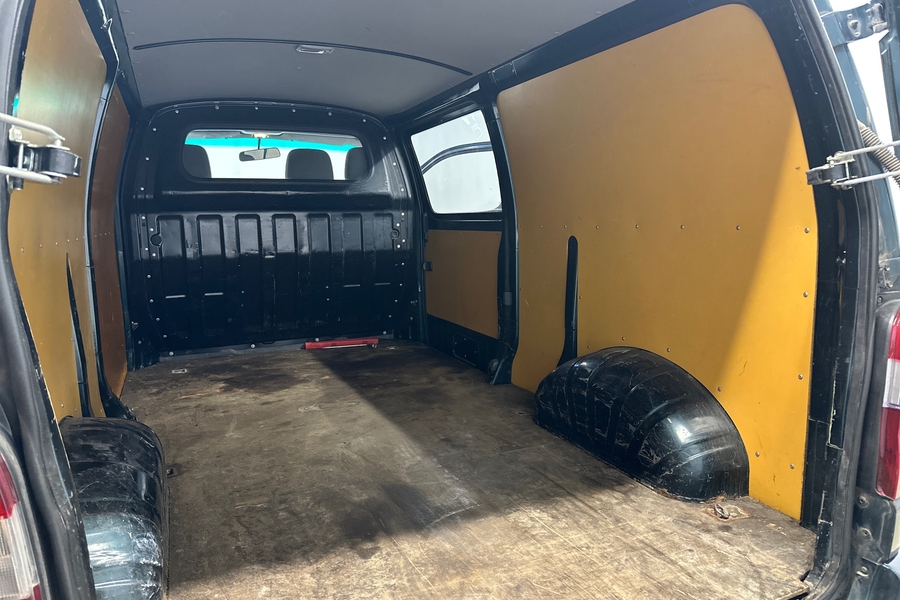 Toyota Hiace vaihtoauto