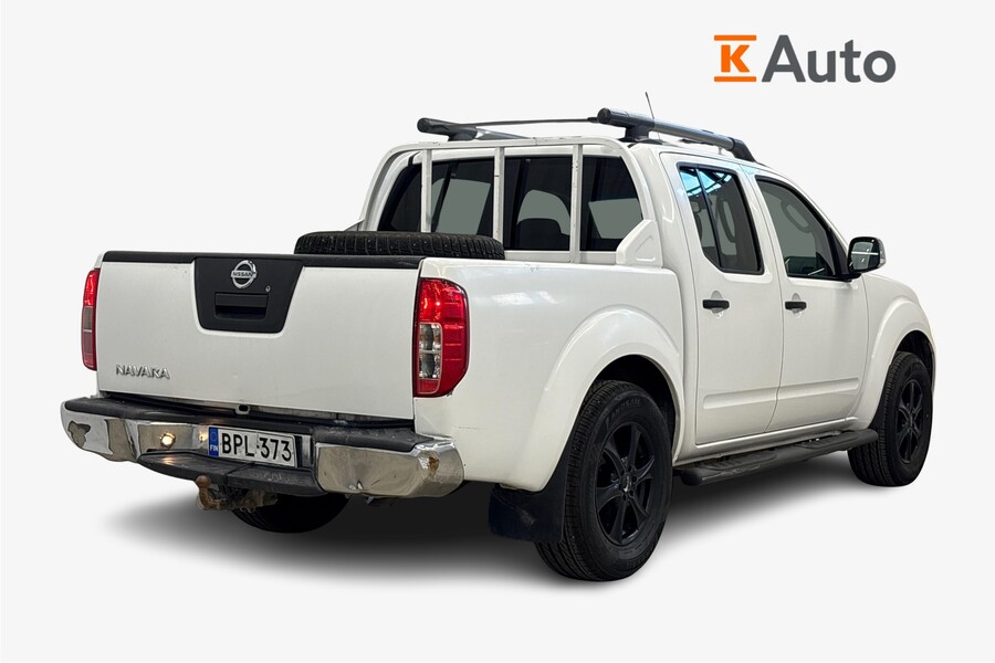 Nissan Navara vaihtoauto