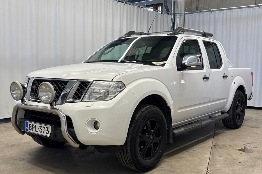 Nissan Navara vaihtoauto