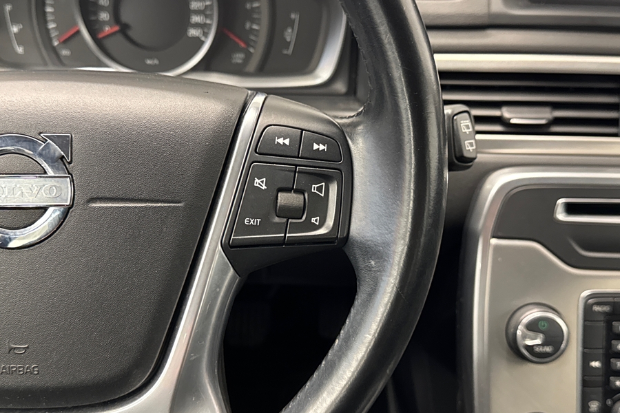 Volvo V70 vaihtoauto