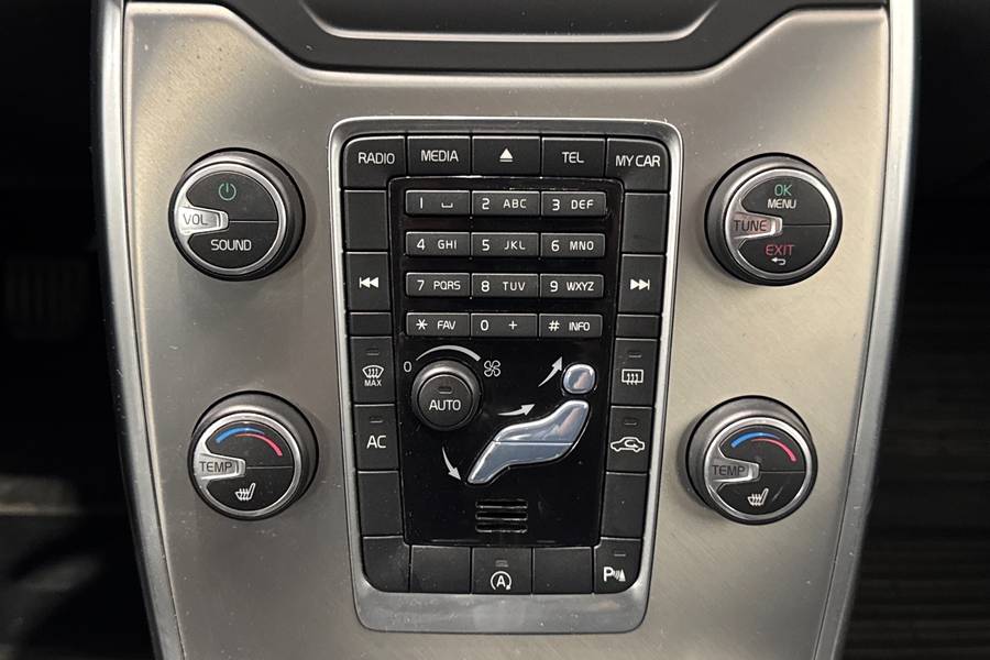 Volvo V70 vaihtoauto