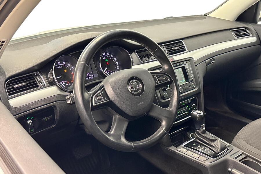 Skoda Superb vaihtoauto