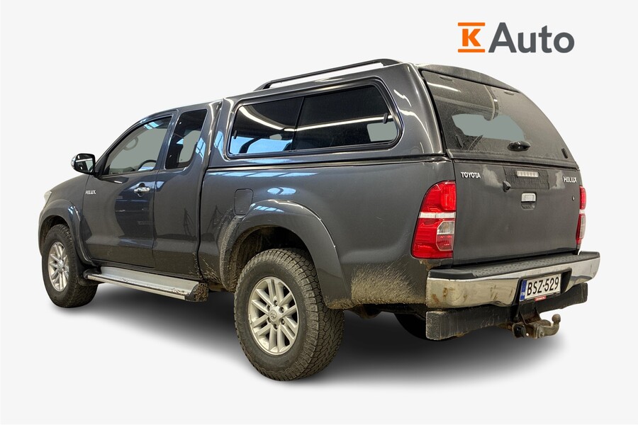 Toyota Hilux vaihtoauto