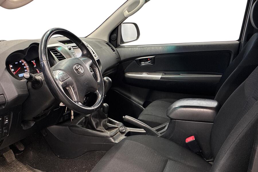 Toyota Hilux vaihtoauto