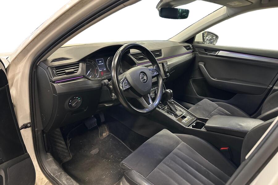 Skoda Superb vaihtoauto