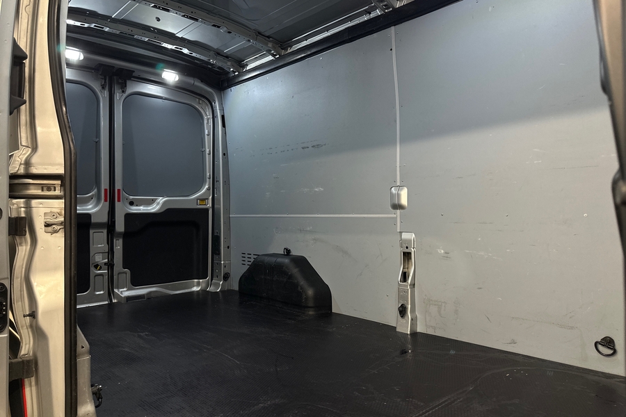 Ford Transit vaihtoauto