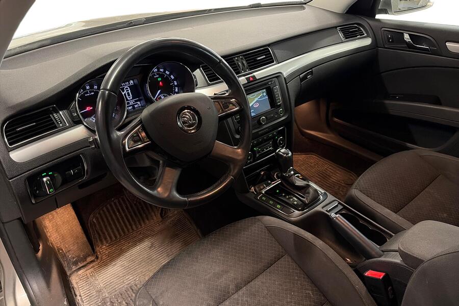 Skoda Superb vaihtoauto