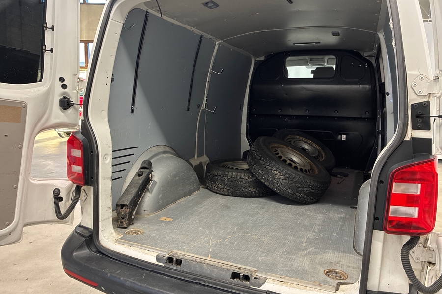 Volkswagen Transporter vaihtoauto