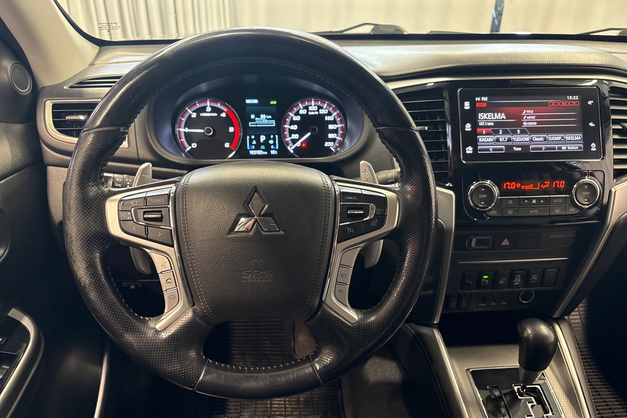 Mitsubishi L200 vaihtoauto