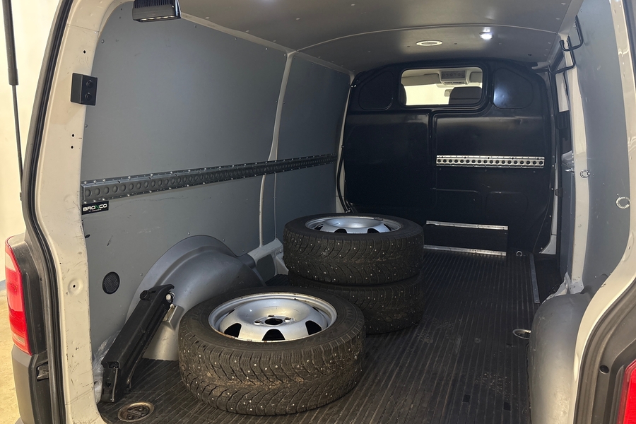 Volkswagen Transporter vaihtoauto