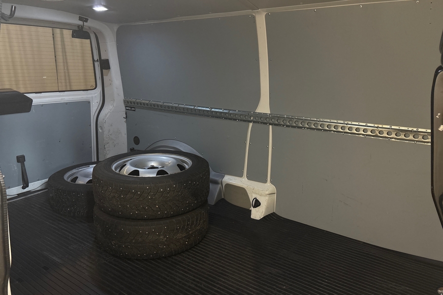 Volkswagen Transporter vaihtoauto