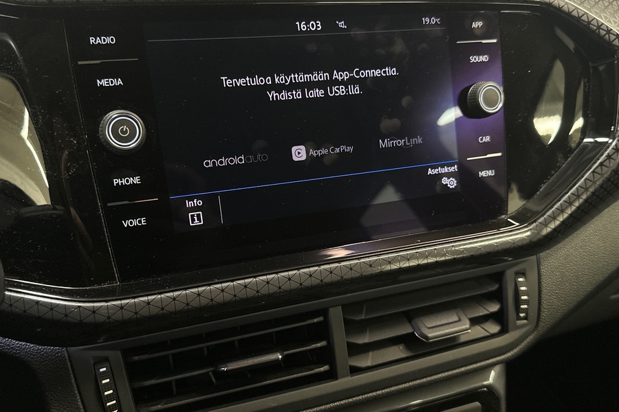 Volkswagen T-Cross vaihtoauto