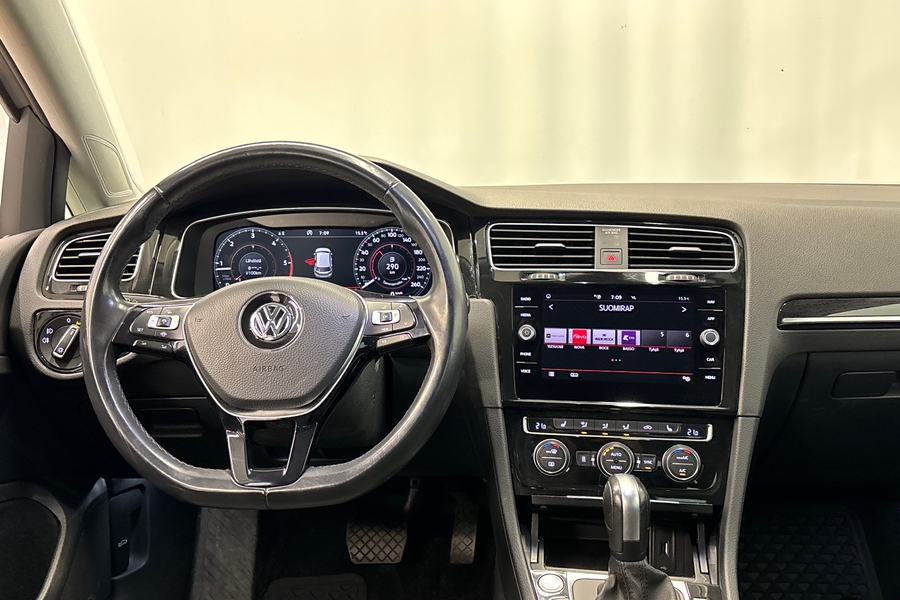 Volkswagen Golf vaihtoauto