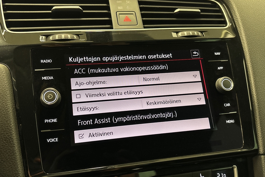 Volkswagen Golf vaihtoauto