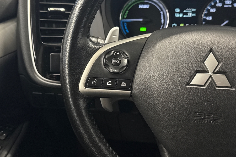 Mitsubishi Outlander PHEV vaihtoauto