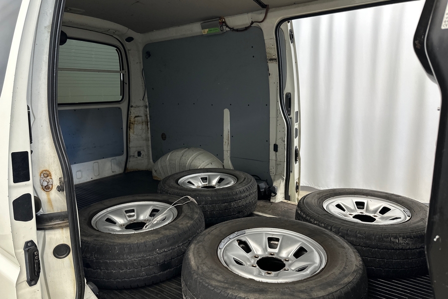 Toyota Hiace vaihtoauto