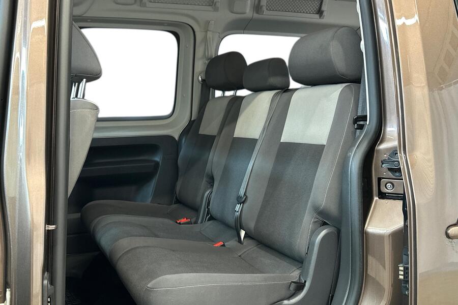 Volkswagen Caddy Maxi vaihtoauto