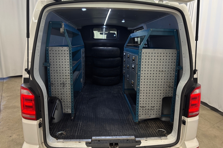 Volkswagen Transporter vaihtoauto