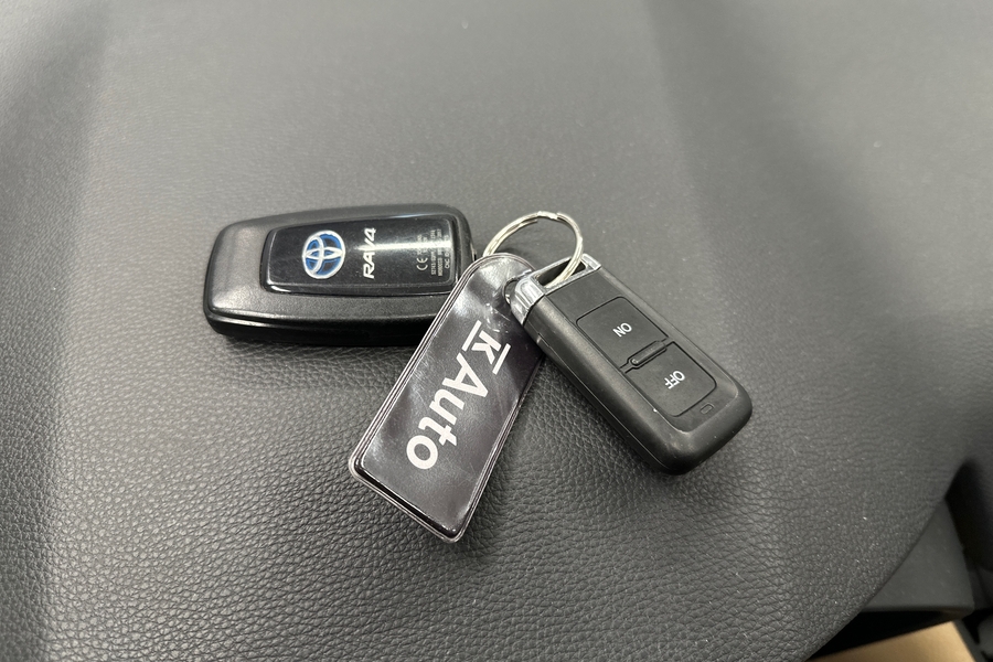 Toyota RAV4 vaihtoauto