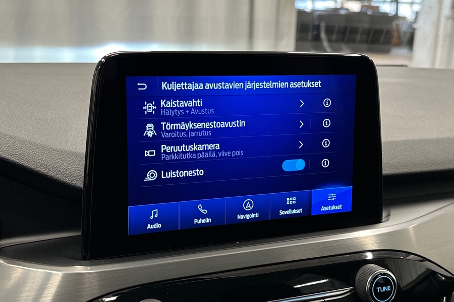 Ford Kuga vaihtoauto