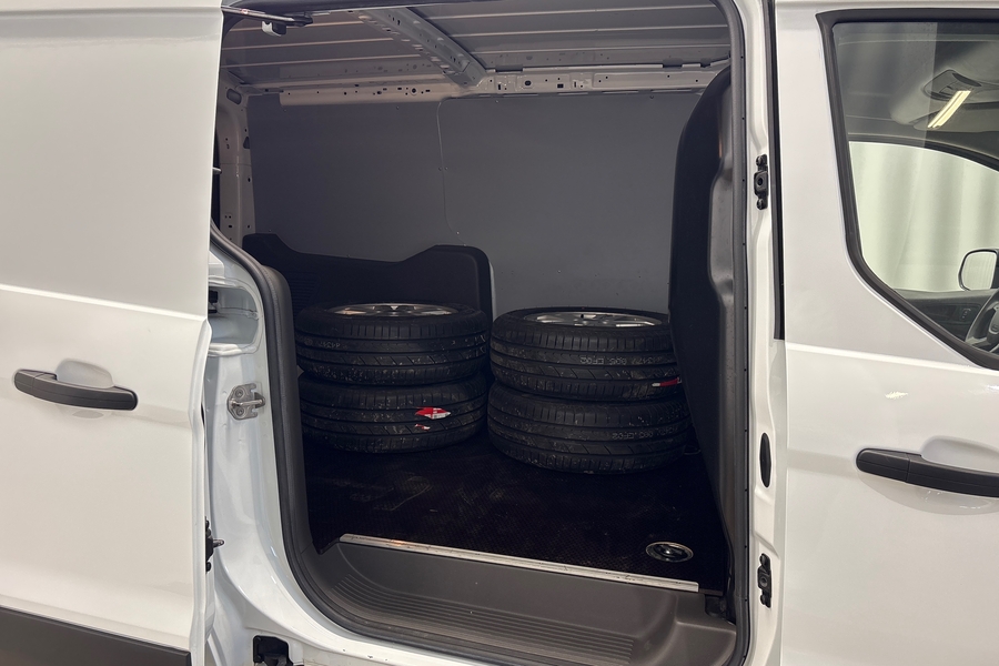 Ford Transit Connect vaihtoauto