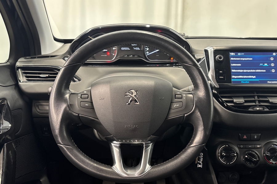 Peugeot 208 vaihtoauto