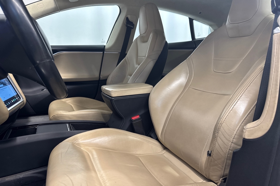 Tesla Model S vaihtoauto