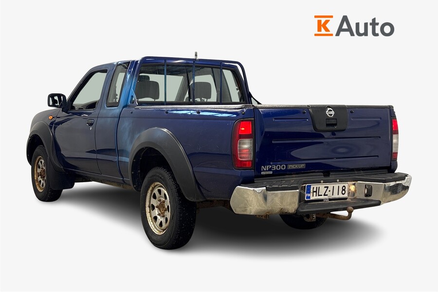 Nissan NP300 vaihtoauto