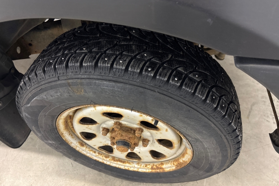 Nissan NP300 vaihtoauto