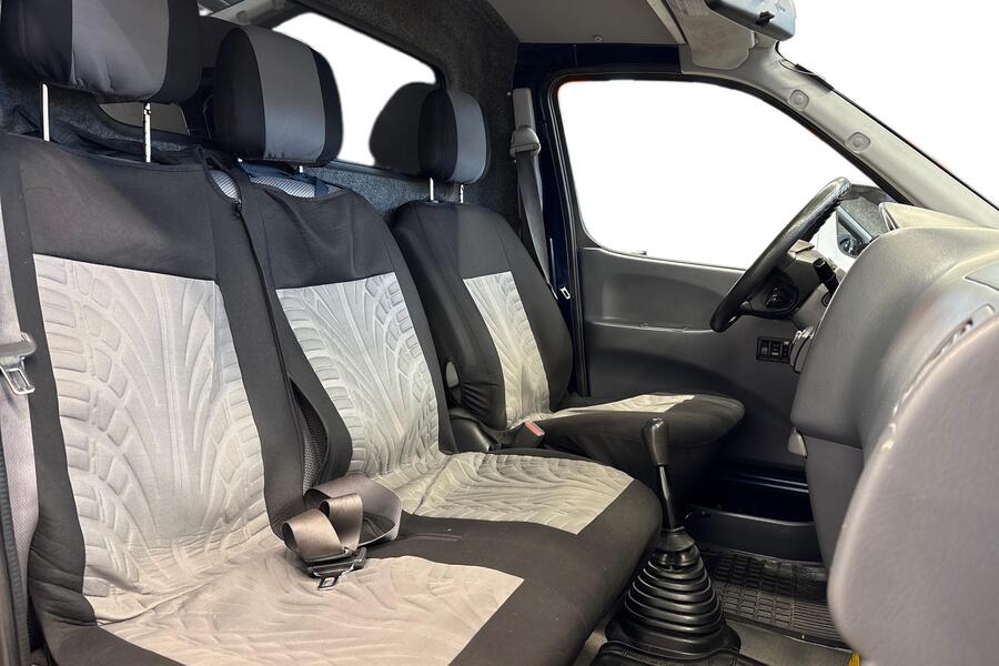 Toyota Hiace vaihtoauto