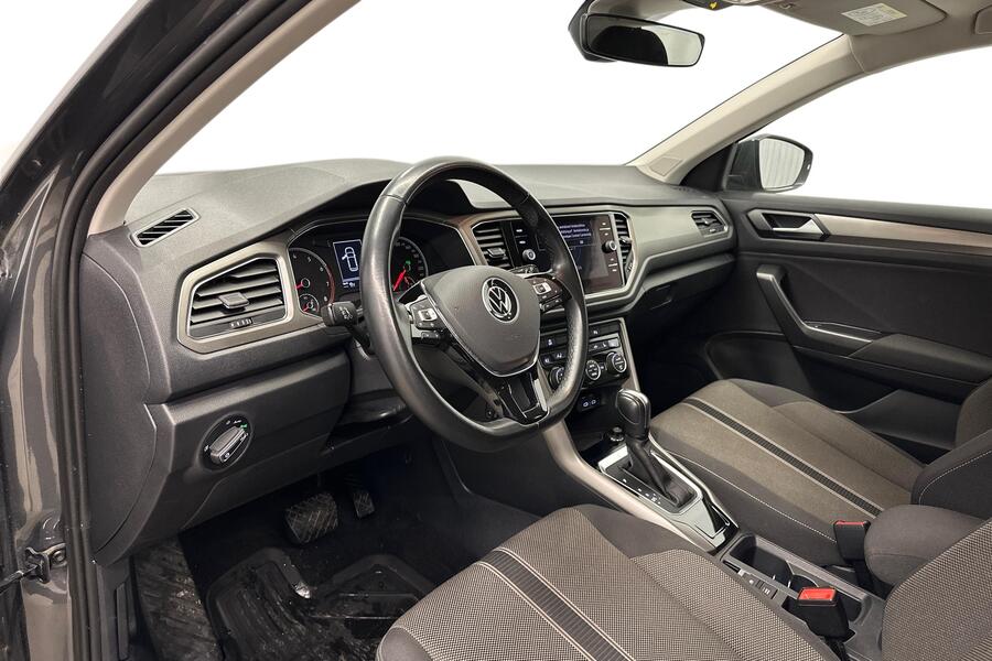 Volkswagen T-Roc vaihtoauto