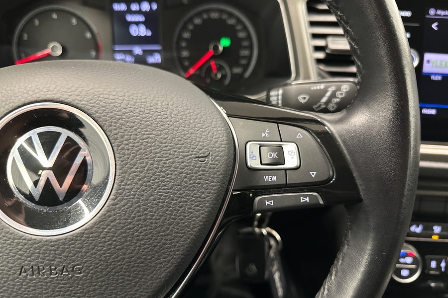 Volkswagen T-Roc vaihtoauto